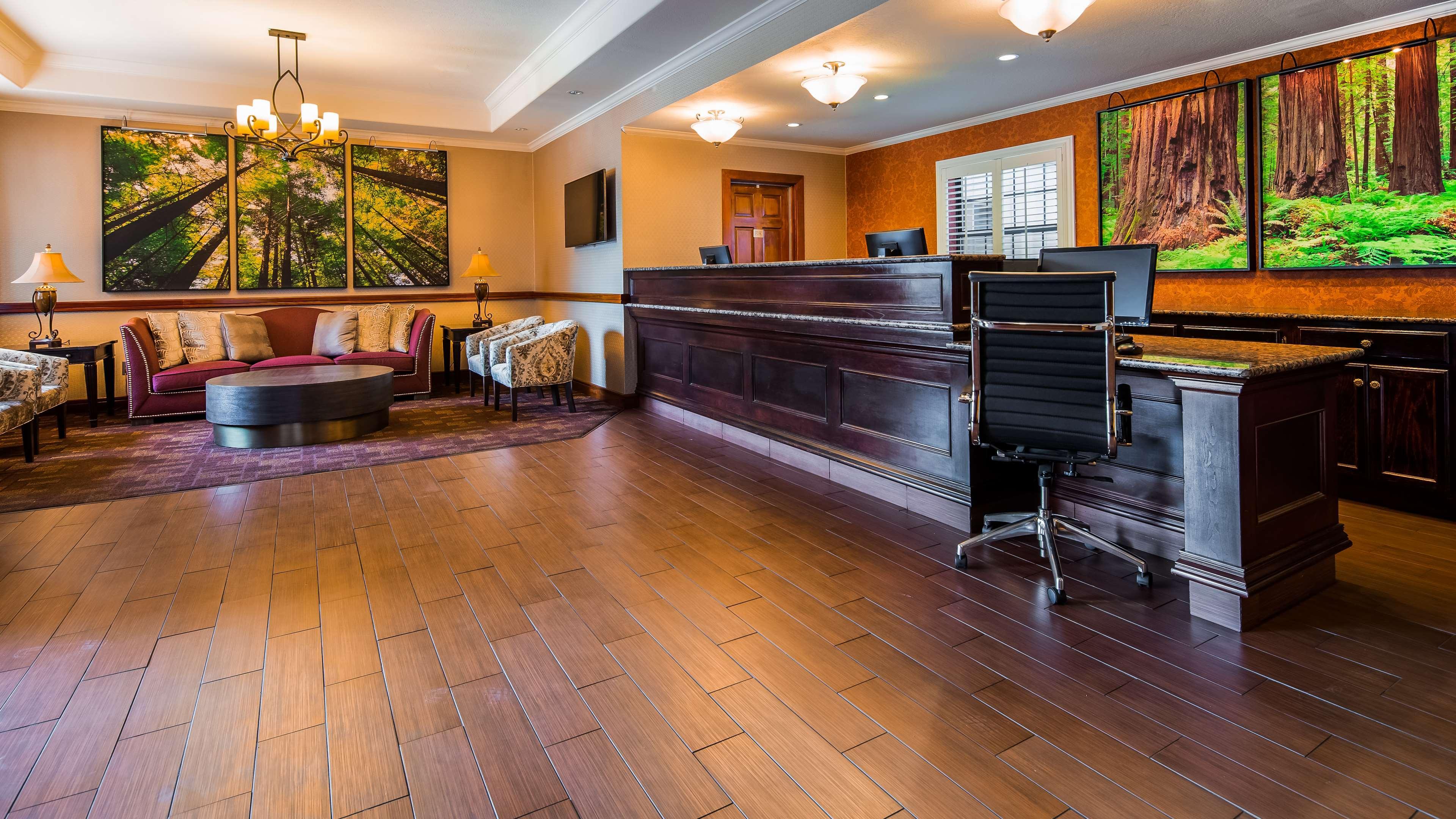 Best Western Plus Humboldt House Inn Garberville Exterior photo